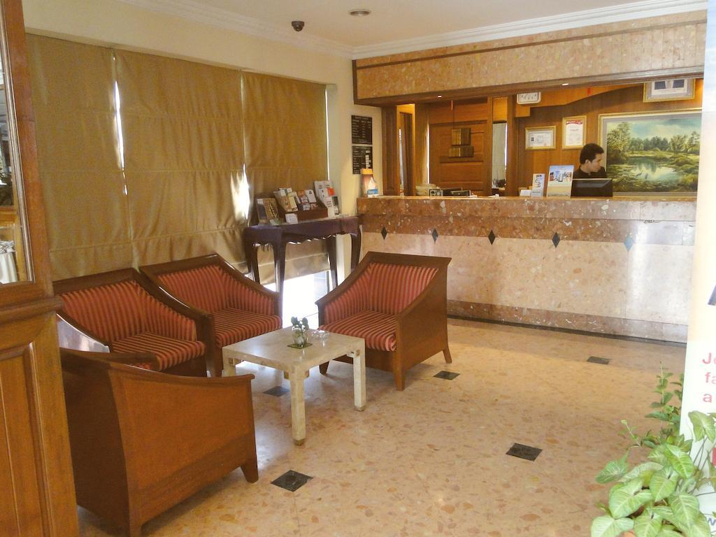 Holiday Villa Hotel City Centre プノンペン エクステリア 写真