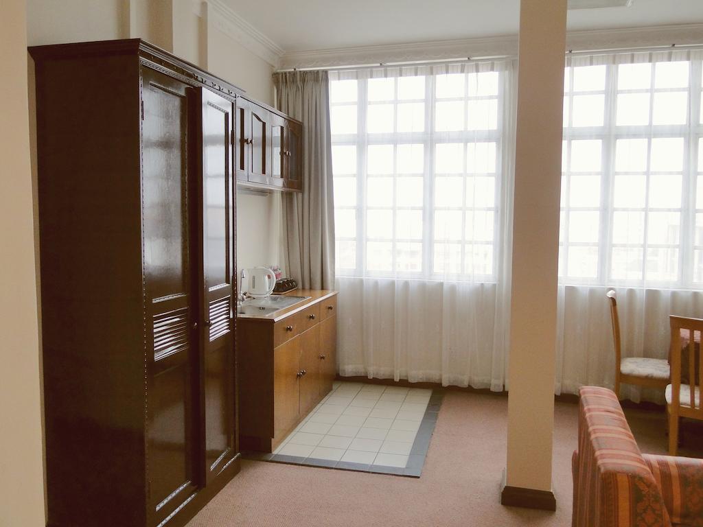 Holiday Villa Hotel City Centre プノンペン 部屋 写真