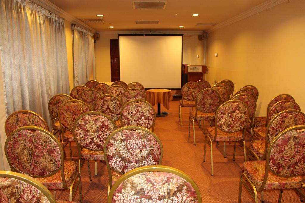 Holiday Villa Hotel City Centre プノンペン エクステリア 写真